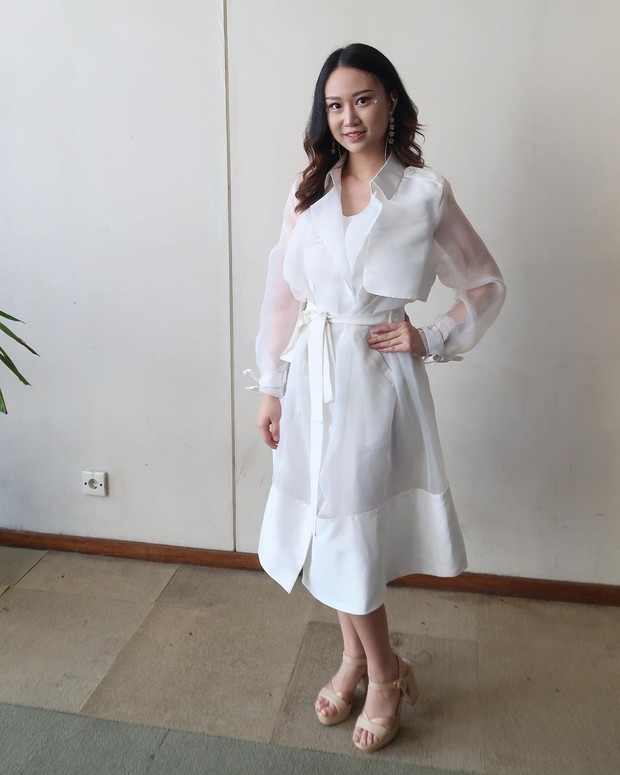 Sering Menghiasi FYP TikTok, Intip Pesona Adeline Margaret