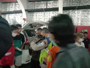 Pria Paruh Baya Meninggal di Atas Kapal Feri di Merak