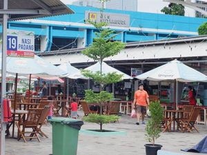 5 Pujasera di Jakarta Selatan yang Hits Ini Punya Ayam Geprek dan Pizza