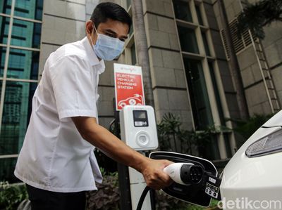 Asyik! Jababeka Bakal Punya Stasiun Pengisian Kendaraan Listrik