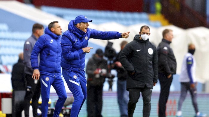 Chelseas head coach Thomas Tuchel shouts during the English Premier League soccer match between Aston Villa and Chelsea, at Villa Park stadium in Birmingham England, Sunday, May 23, 2021. (Richard Heathcote/Pool via AP)