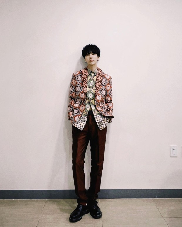 Yesung Menggunakan Pakaian Batik/instagram.com/yesung1106