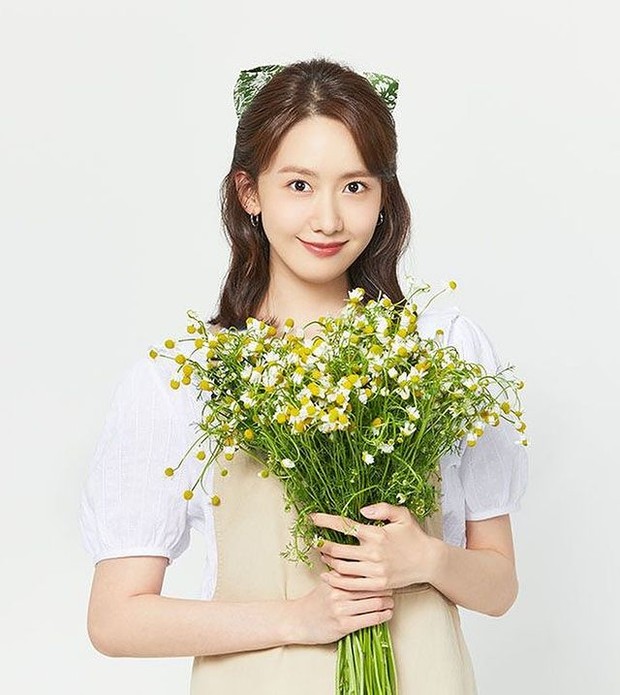 YoonA akan rayakan ulang tahunnya bersama fans secara online (foto: instagram.com/yoona__lim)