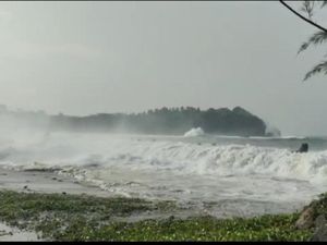BMKG Keluarkan Peringatan Dini Banjir Pesisir 7 Wilayah di Sulsel BMKG Keluarkan Peringatan Dini Banjir Pesisir 7 Wilayah di Sulsel