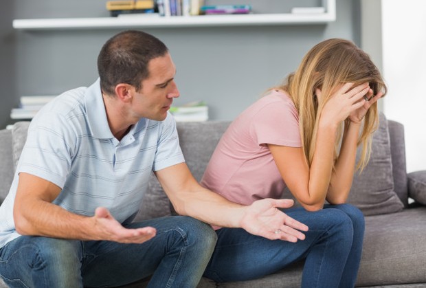 Tanda-Tanda Pasanganmu Seorang Gaslighter