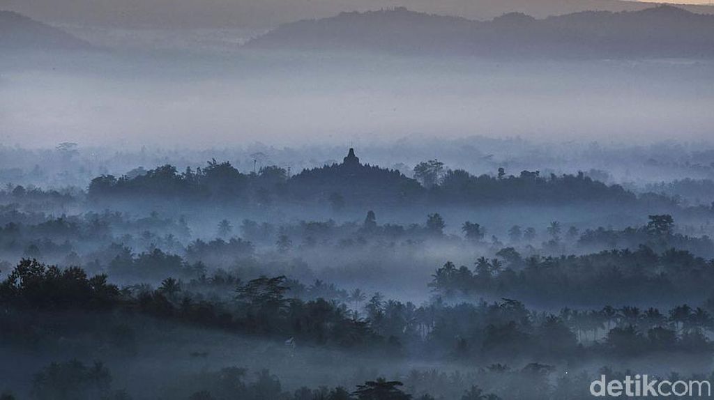 Melihat Lagi Foto-foto Pesona Candi Borobudur