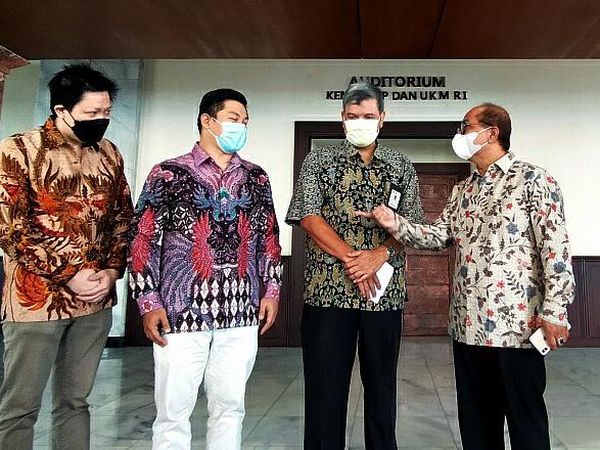 Mengembangkan UMKM Sebagai Pemasok Nasional dan Global