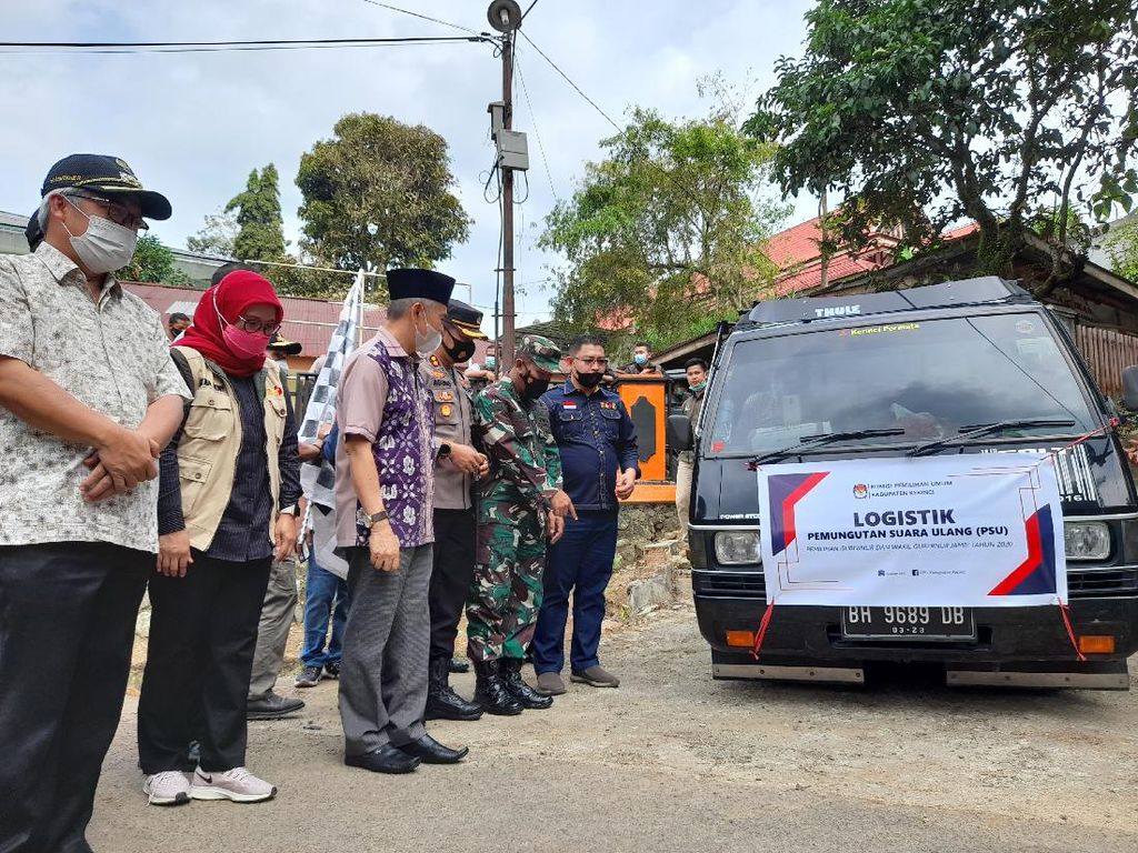 Jelang PSU Pilgub Jambi, KPU Distribusikan Logistik ke TPS di Kerinci