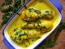 Resep Kari Ayam Kuning Daun Kelor yang Gurih Mantul Bumbunya