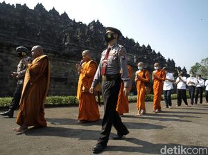 Suasana Perayaan Waisak dengan Prokes Ketat di Candi Borobudur