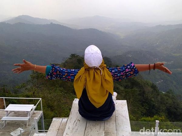 Asyiknya Berburu Kuliner Sembari Menikmati Sunrise di Tumpeng Menoreh