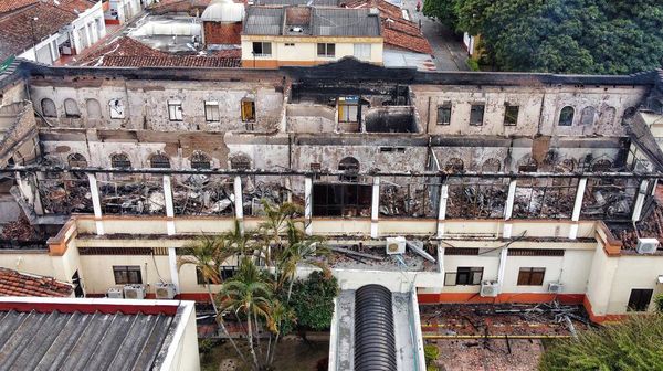 Demo di Kolombia Belum Reda, Gedung Pengadilan Dibakar Massa