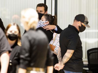 Duka Keluarga Korban Penembakan di California