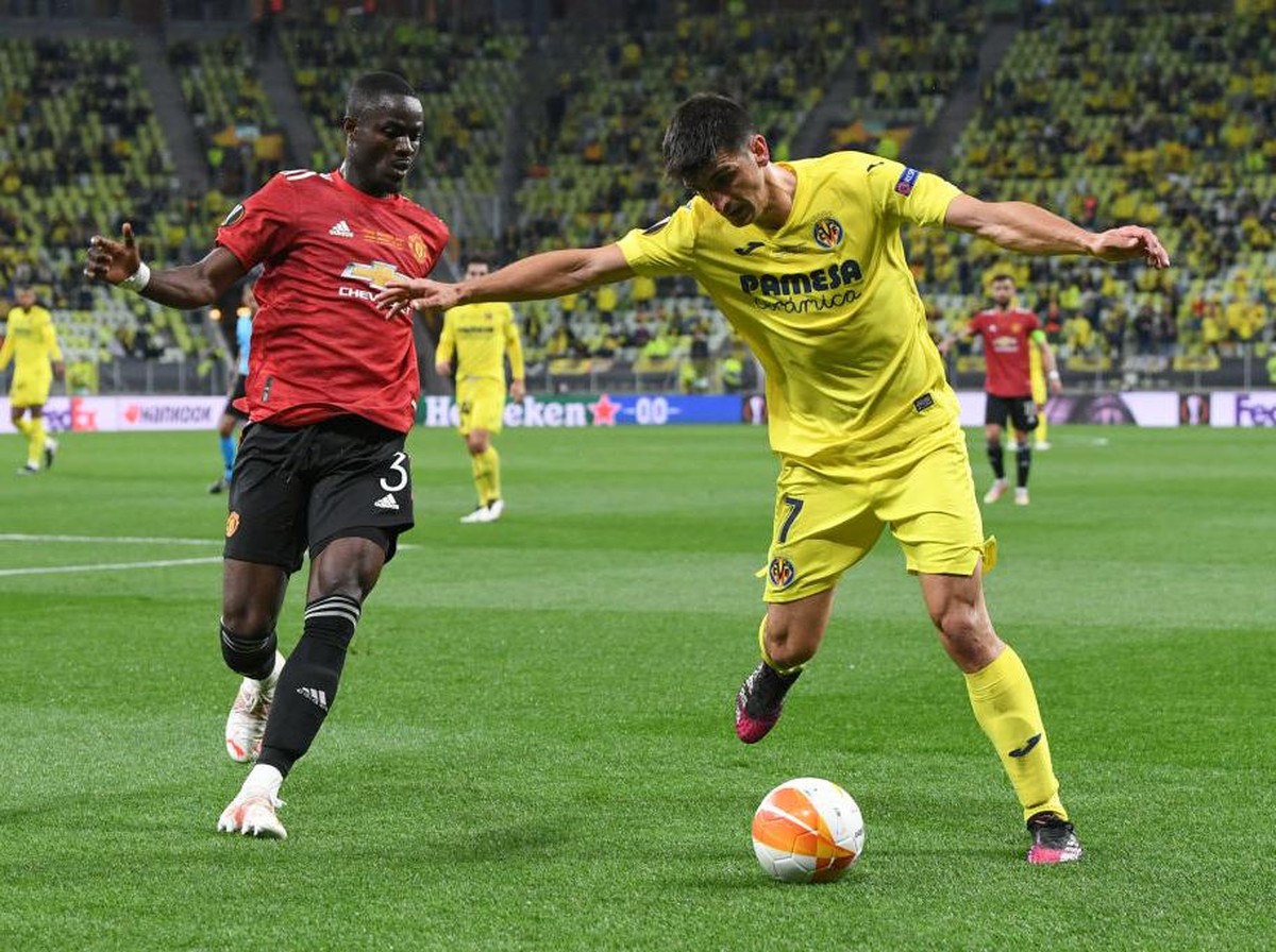 Villarreal vs Manchester United, Eric Bailly dinilai tampil mengecewakan. (Foto: Getty Images/Adam Warzawa - Pool)