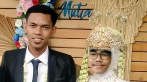 8 Foto Editan Nyeleneh Pasangan Gagal Romantis, Bengek Nggak Habis Pikir!