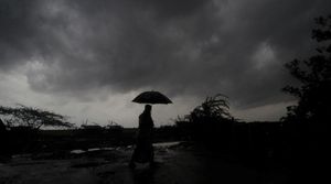 Bertubi-tubi Dihantam Bencana, India Kini Babak Belur Diamuk Topan Yaas
