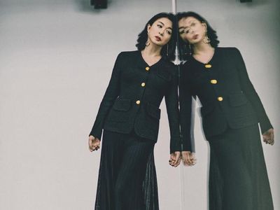 10 Foto Transgender China Berlidah Tajam yang Jadi Model Dior