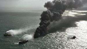 Kapal Kargo Berbendera Singapura Terbakar di Laut Sri Lanka