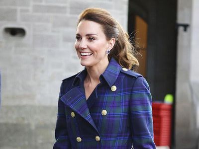 5 Momen Superstylish Kate Middleton saat Hadiri Screening Cruella