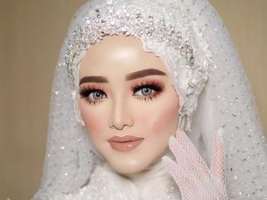 Viral Perias Pengantin Disemprot Keluarga Mempelai, Paksa Ganti Lipstik