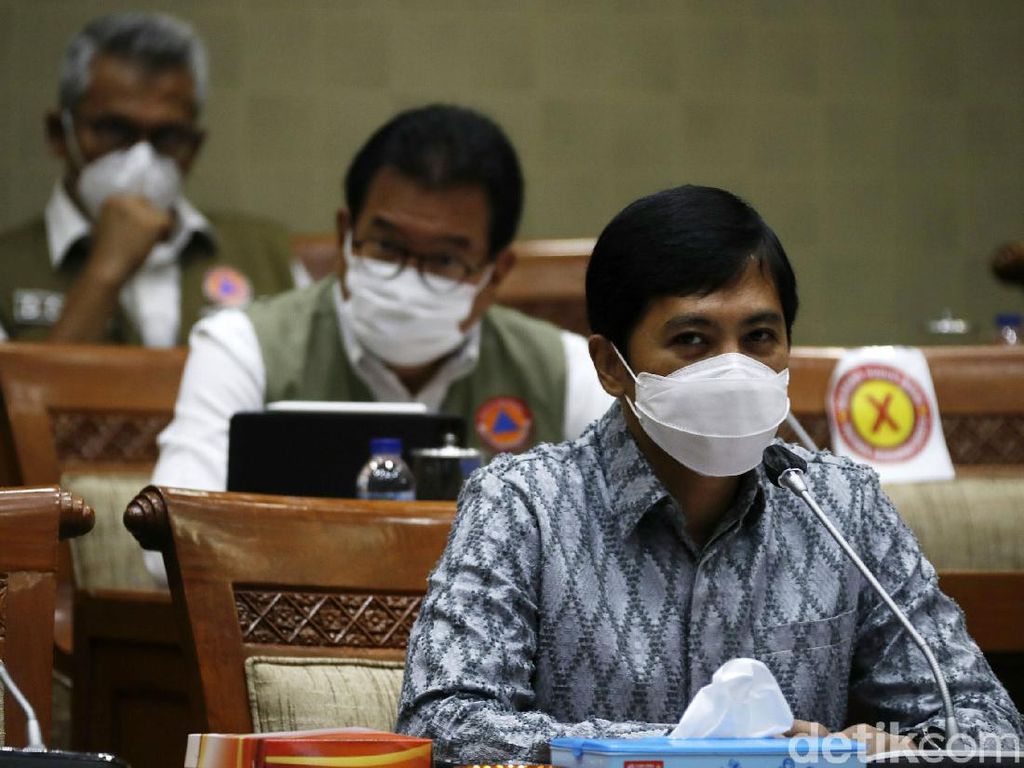 Wamenkes: Kita Tak Bisa Bilang Sudah Masuk Endemi, tapi Pandemi Terkendali Wamenkes: Kita Tak Bisa Bilang Sudah Masuk Endemi, tapi Pandemi Terkendali