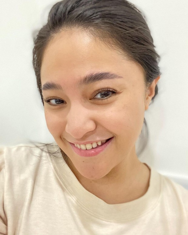 makeup minimalis disukai pria/instagram.com/ makeup minimalis disukai pria