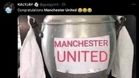 Trofi panci menjadi trofi yang diberikan netizen dunia maya kepada MU musim ini. (Foto: Twitter @gyaigyimii)