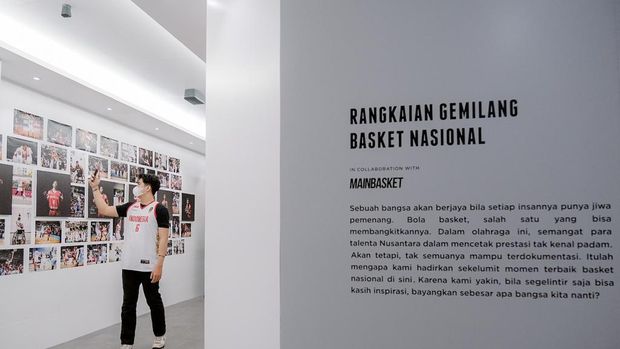 Menparekraf Sandiaga Uno dalam kunjungannya ke The Bucketlist Indonesia, Bogor, Jawa Barat. (Arsip Kemenparekraf)