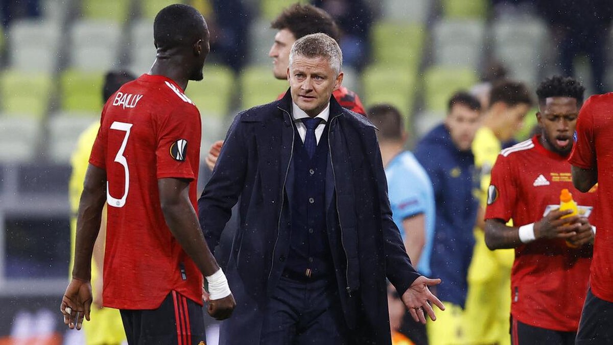 Ole Gunna Solskjaer yakin MU bisa tangguh dengan tambahan 2-3 pemain (AP/Kacper Pempel)