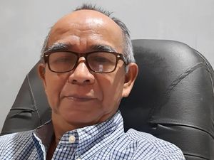 Waspada! Hujan Es Kerap Disertai Angin Puting Beliung Waspada! Hujan Es Kerap Disertai Angin Puting Beliung