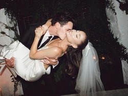 Ariana Grande dan Dalton Gomez Ajukan Gugatan Cerai