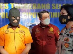 Polisi Usut Seller yang Kirim Paket Zonk Berujung Ancaman Samurai Polisi Usut Seller yang Kirim Paket Zonk Berujung Ancaman Samurai