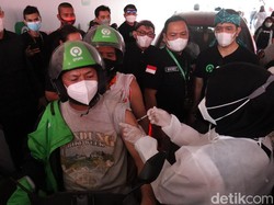 32 Guru di Bandung Sudah Jalani Vaksinasi COVID-19 Dosis 1