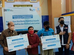 Jasa Raharja Beri Bantuan ke 45 Korban Lakalantas Disabilitas
