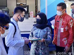Teman Netra di Banyuwangi Kini Bisa Akses Dokumen Kependudukan Braille Teman Netra di Banyuwangi Kini Bisa Akses Dokumen Kependudukan Braille