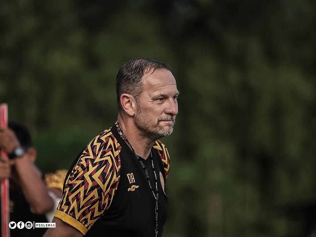 Resmi! Dejan Antonic Tinggalkan PSS Sleman Resmi! Dejan Antonic Tinggalkan PSS Sleman