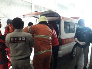 Polisi Selidiki Kasus Teknisi Hotel di Malang Tewas Terjepit Lift Polisi Selidiki Kasus Teknisi Hotel di Malang Tewas Terjepit Lift