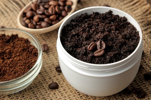 Ilustrasi masker susu dan kopi/freepik.com Ilustrasi masker susu dan kopi membantu mengangkat sel kulit mati/freepik.com