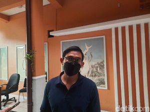 Vaksinasi COVID-19 di Surabaya Sudah Menyasar 1.053.985 Warga Vaksinasi COVID-19 di Surabaya Sudah Menyasar 1.053.985 Warga