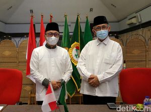 Zulkifli Hasan Bertemu Ketua LDII Zulkifli Hasan Bertemu Ketua LDII
