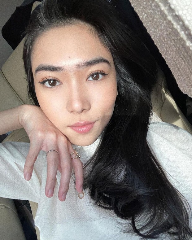 makeup minimalis disukai pria/instagram.com/ makeup minimalis disukai pria