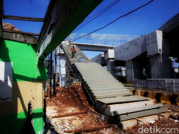 Pembangunan JPO Tapal Kuda Masih Molor