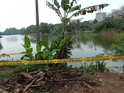 Detik-detik Pilot Selamatkan Diri Usai Heli Jatuh di Danau Buperta