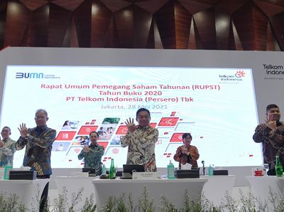 Abdee Slank-Bambang Brodjonegoro Didapuk Jadi Komisaris Telkom