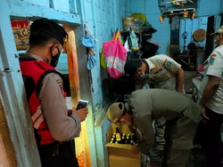 Razia Warung Remang-remang di Lamongan, 3 Pemandu Lagu Diamankan