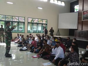 65 Warga Sipil Kuningan Ikuti Seleksi Komponen Cadangan Matra Darat 65 Warga Sipil Kuningan Ikuti Seleksi Komponen Cadangan Matra Darat