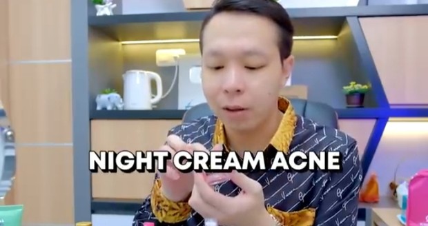 dr. Richard Lee/Foto: youtube.com/dr.Richard Lee, MARS Cara Pakai Skincare yang Benar Menurut dr. Richard Lee