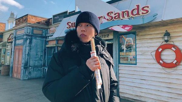 Gaya Keren Jang Ki Young My Roomate is A Gumiho Saat Makan Churros
