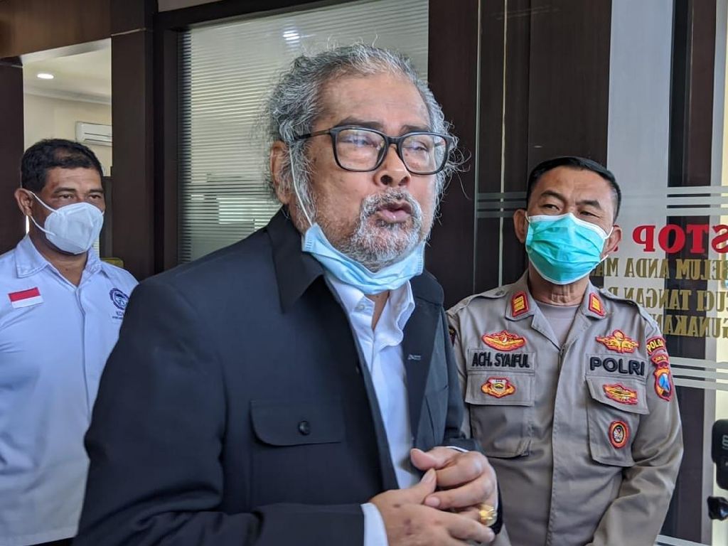 Polisi Buka Hotline Korban Kekerasan Seksual Pemilik Sekolah di Kota Batu Polisi Buka Hotline Korban Kekerasan Seksual Pemilik Sekolah di Kota Batu