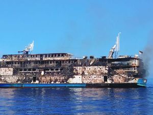 Begini Kondisi KM Karya Indah Usai Terbakar di Laut Malut